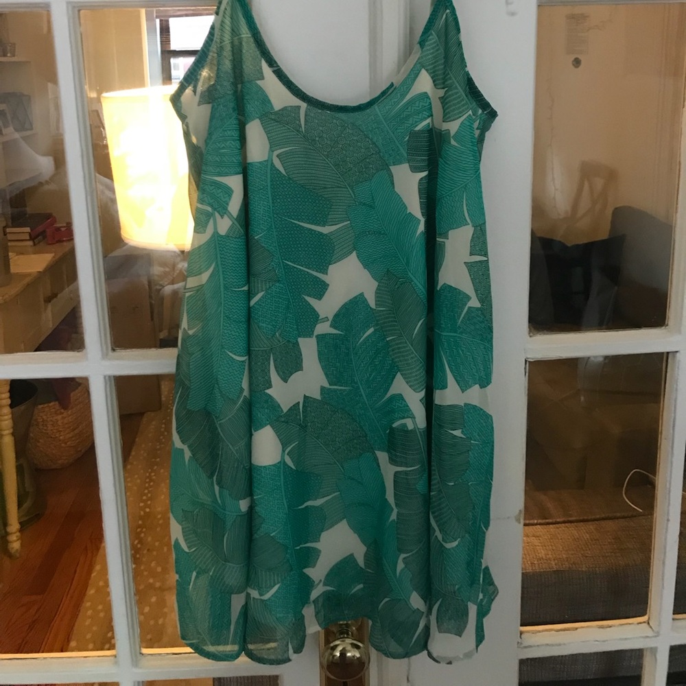 Show me your mumu palm frond print